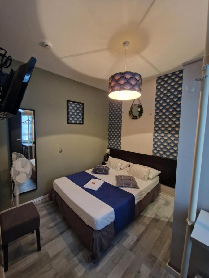 Hotel Saint Francois Precigne Soiree Etape Sur Demande Proche Sable-Sur-Sarthe Exterior foto