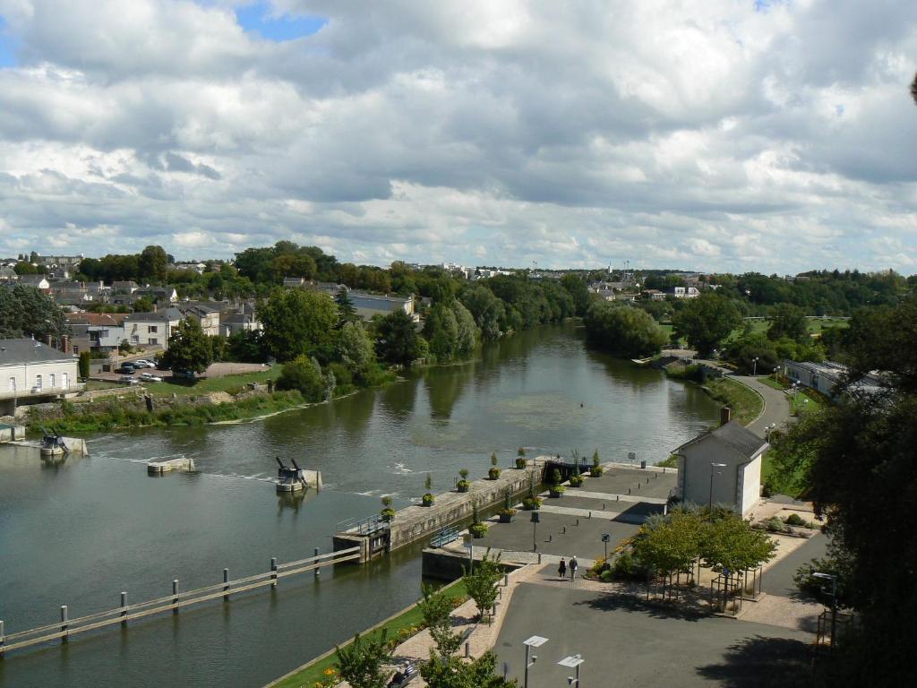 Hotel Saint Francois Precigne Soiree Etape Sur Demande Proche Sable-Sur-Sarthe Exterior foto